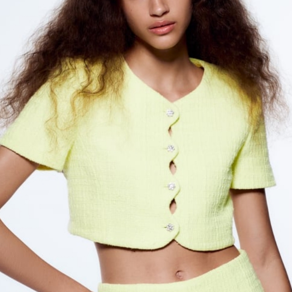 Zara Padded Shoulders Textured Crop Jacket BNWT (M)